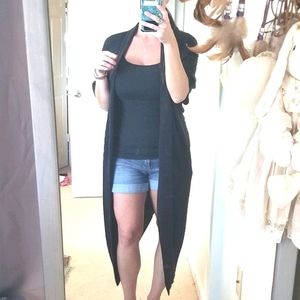 EUC Dark grey Knee Length Ribbed Sleeveless Open Shrug Kimono